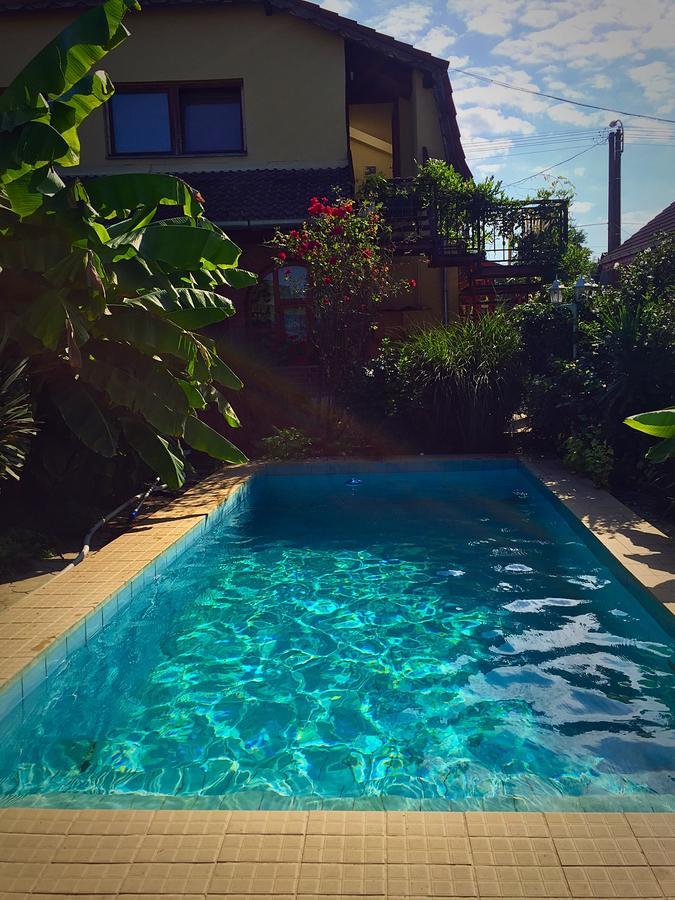 Villa Negra Motel Berzence Εξωτερικό φωτογραφία
